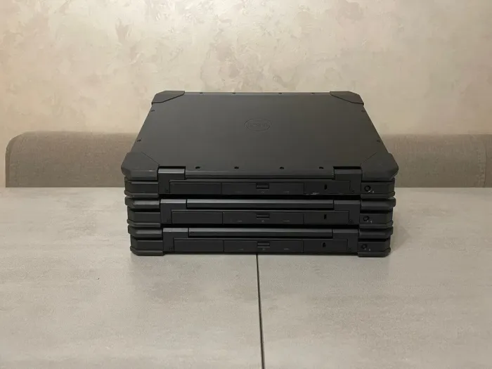 Захищений ноутбук Dell Latitude 5420 Rugged / 14" (1920x1080) IPS Touch / Intel Core i5-8350U (4 (8) ядра по 1.7 - 3.6 GHz) / 16 GB DDR4 / 256 GB SSD M.2 / Intel UHD Graphics 620 / WebCam / 4G LTE / Стилус / Fingerprint / Bluetooth / Два АКБ б/в - зображення 7