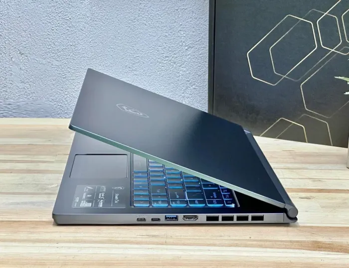 Ігровий ультрабук MSI Stealth 15M/15.6" (1920x1080) IPS/Intel Core i7-11375H (4(8) ядра по 3.3 - 5.0 GHz) -bit / WebCam / Win 11 Home б/в - зображення 7