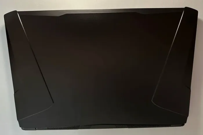 Ігровий ноутбук Clevo PA71ES / 17.3" (1920x1080) IPS / Intel Core i7-8750H (6 (12) ядер по 2.2 - 4.1 GHz) / 32 GB DDR4 / 256 GB SSD + 1000 GB HDD / nVidia GeForce GTX 1070, 8 GB GDDR5, 256-bit / WebCam б/в - зображення 4