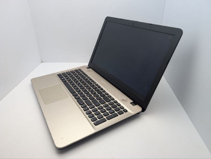 Ноутбук Asus R541N / 15.6" (1920x1080) TN / Intel Pentium N4200 (4 ядра по 2.5 GHz) / 8 GB DDR3 / 500 GB HDD / nVidia GeForce 920MX, 2 GB GDDR3, 64-bit / WebCam б/в - зображення 7