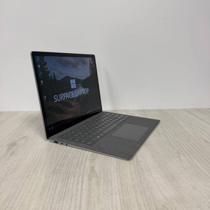 Ультрабук Microsoft Surface Laptop 3 / 13.5" (2256x1504) IPS Touch / Intel Core i5-1035G7 (4 (8) ядра по 1.2 - 3.7 GHz) / 8 GB DDR4 / 256 GB SSD NVMe / Intel Iris Plus Graphics / WebCam б/в - зображення 4