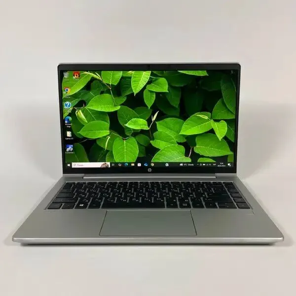 Ультрабук Б-клас HP ProBook 445 G8 / 14" (1920x1080) IPS / AMD Ryzen 5 5600U (6 (12) ядер по 2.3 - 4.2 GHz) / 16 GB DDR4 / 512 GB SSD / AMD Radeon Vega 7 Graphics / WebCam / Fingerprint б/в - зображення 2