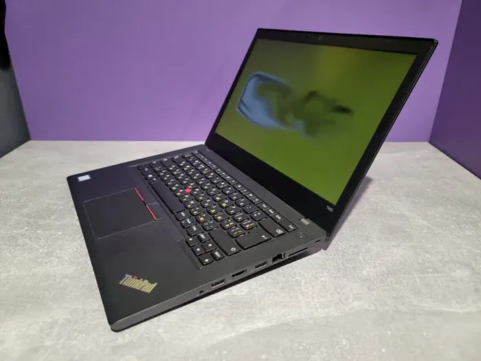 Ультрабук Lenovo ThinkPad T480 / 14" (1920x1080) IPS / Intel Core i5-8250U (4 (8) ядра по 1.6 - 3.4 GHz) / 12 GB DDR4 / 120 GB SSD / Intel UHD Graphics 620 / WebCam б/в - зображення 4