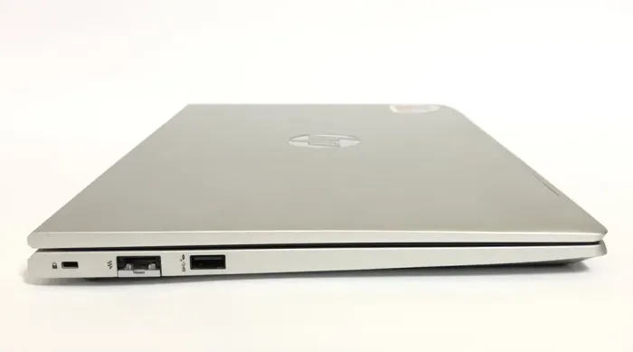 Ультрабук HP ProBook 440 G9 / 14" (1366x768) TN / Intel Core i3-1215U (6 (8) ядер по 1.2 - 4.4 GHz) / 8 GB DDR4 / 128 GB SSD / Intel UHD Graphics / WebCam / Win 11 Pro б/в - зображення 4