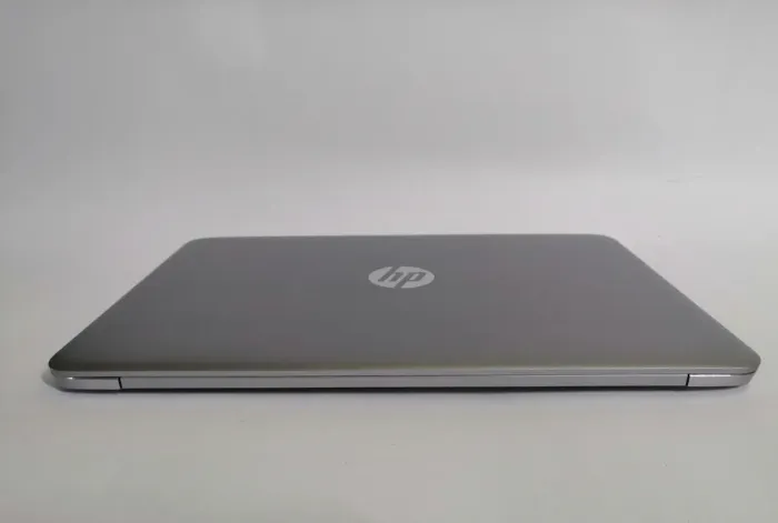 Ноутбук HP EliteBook Folio 1040 G3 / 14" (1920x1080) TN / Intel Core i5-6300U (2 (4) ядра по 2.4 - 3.0 GHz) / 8 GB DDR4 / 256 GB SSD / Intel HD Graphics 520 / WebCam / 4G/LTE / Windows 10 Pro б/в - зображення 8