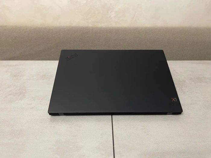 Ультрабук Lenovo ThinkPad X1 Carbon (7th Gen) / 14" (2560x1440) IPS / Intel Core i7-8665U (4 (8) ядра по 1.9 - 4.8 GHz) / 16 GB DDR3 / 512 GB SSD M.2 / Intel UHD Graphics 620 / WebCam / Fingerprint / USB 3.1 / HDMI б/в - зображення 7