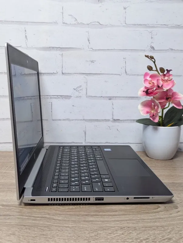 Ультрабук Б-клас HP ProBook 430 G5 / 13.3" (1920x1080) TN / Intel Core i3-7100U (2 (4) ядра по 2.4 GHz) / 16 GB DDR4 / 256 GB SSD / Intel UHD Graphics 620 / WebCam б/в - зображення 5