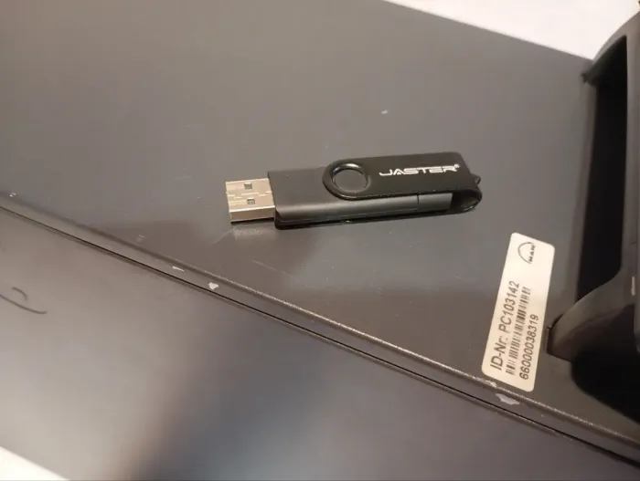 ПК Б-клас Lenovo ThinkCentre M92p Tower / Intel Core i5-3470 (4 ядра по 3.2 - 3.6 GHz) / 8 GB DDR3 / 120 GB SSD + 250 HDD / Intel HD Graphics 2500 / DVD-RW б/в - зображення 7