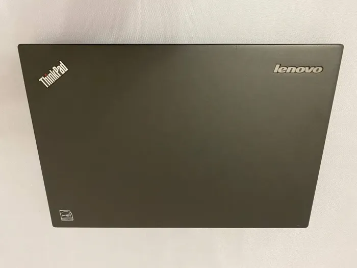 Ноутбук Б-клас Lenovo ThinkPad T450s / 14" (1600x900) TN / Intel Core i5-5300U (2 (4) ядра по 2.3 - 2.9 GHz) / 12 GB DDR3 / 240 GB SSD / Intel HD Graphics 5500 / WebCam / Два АКБ б/в - зображення 8