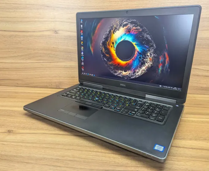 Мобільна робоча станція Dell Precision 7710 / 17.3" (1920x1080) IPS / Intel Xeon E3-1505M v5 (4 (8) ядра по 2.8 - 3.7 GHz) / 32 GB DDR4 / 512 GB SSD / nVidia Quadro M3000M, 4 GB GDDR5, 256-bit / WebCam / Windows 10 б/в - зображення 5
