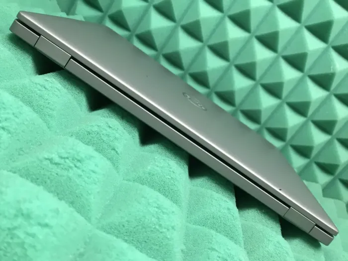 Ультрабук Б-клас Dell Latitude 5410 / 14" (1920x1080) IPS / Intel Core i5-10310U (4 (8) ядра по 1.7 - 4.4 GHz) / 16 GB DDR4 / 256 GB SSD M.2 / Intel UHD Graphics / WebCam / USB 3.1 / HDMI / Windows 10 б/в - зображення 7