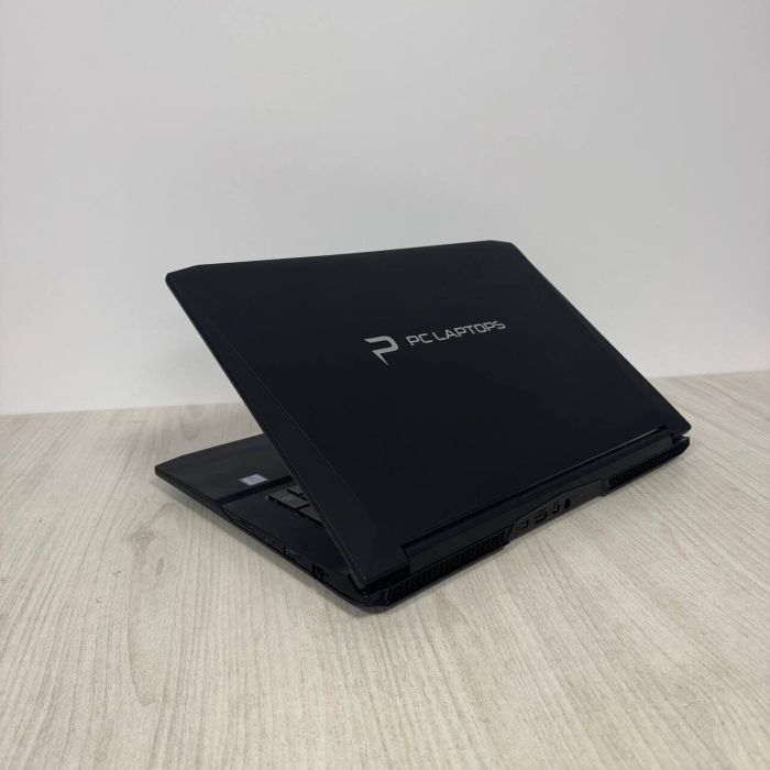 Ігровий ноутбук Б-клас Eluktronics N170RD1 / 17.3" (1920x1080) TN / Intel Core i7-6700HQ (4 (8) ядра по 2.6 - 3.5 GHz) / 16 GB DDR4 / 120 GB SSD + 1000 GB HDD / nVidia GeForce GTX 960M, 2 GB GDDR5, 128-bit / WebCam б/в - изображение 9