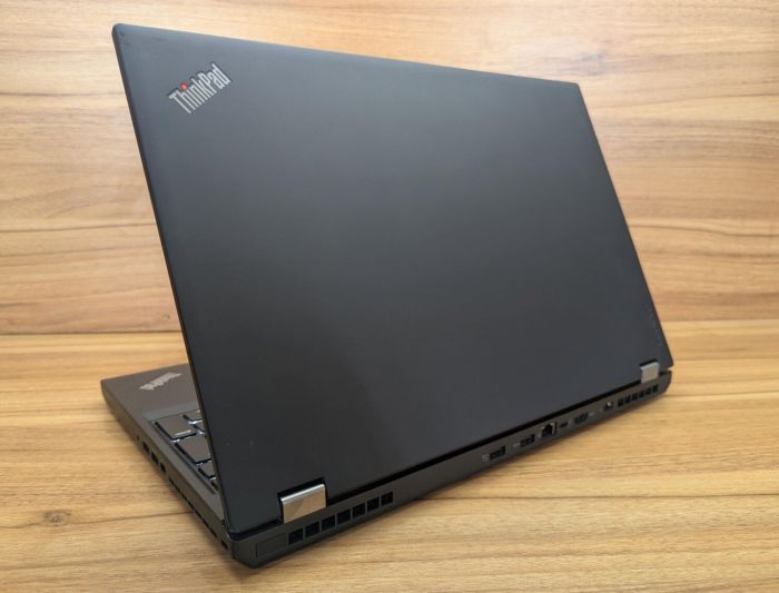 Мобільна робоча станція Lenovo ThinkPad P51 / 15.6" (1920x1080) IPS / Intel Core i7-7820HQ (4 (8) ядра по 2.9 - 3.9 GHz) / 16 GB DDR4 / 512 GB SSD / nVidia Quadro M2200, 4 GB GDDR5, 128-bit / WebCam / Fingerprint / Windows 10 б/в - зображення 7