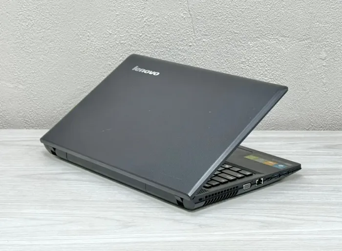Ноутбук Б-клас Lenovo G505 / 15.6" (1366x768) TN / AMD E1-2100 (2 ядра по 1.0 GHz) / 8 GB DDR3 / 120 GB SSD / AMD Radeon HD 8210 Graphics / WebCam / DVD-RW б/в - зображення 7
