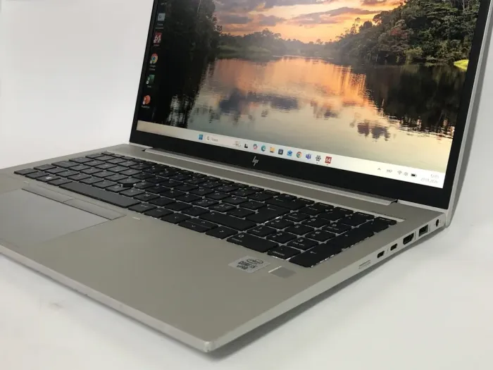 Ігровий ультрабук Б-класу HP EliteBook 850 G7 / 15,6" (1920x1080) IPS / Intel Core i5-10310U (4 (8) ядра по 1,7 - 4,4 ГГц) / 16 ГБ DDR4 / 256 ГБ SSD NVMe / nVidia GeForce MX250, 2 ГБ GDDR5, 64-біт / WebCam / Win 11 Pro б/в - зображення 9