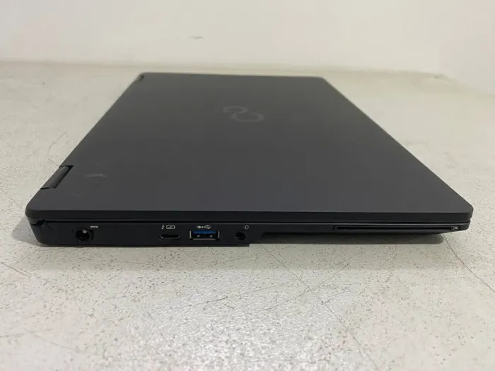 Нетбук Fujitsu LifeBook U729 / 12.5" (1920x1080) IPS / Intel Core i5-8265U (4 (8) ядра по 1.6 - 3.9 GHz) / 8 GB DDR4 / 256 GB SSD / Intel UHD Graphics / WebCam б/в - зображення 3