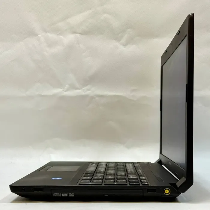 Ноутбук Lenovo B590 / 15.6" (1366x768) TN / Intel Core i5-2520M (2 (4) ядра по 2.5 - 3.2 GHz) / 8 GB DDR3 / 120 GB SSD / Intel HD Graphics 3000 / WebCam / DVD-ROM / Windows 10 Pro б/в - зображення 5