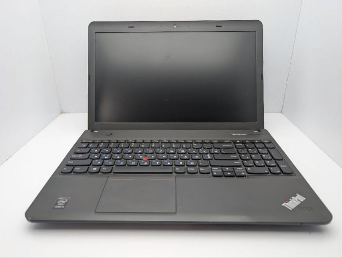 Ноутбук Lenovo ThinkPad E540 / 15.6" (1366x768) TN / Intel Core i3-4000M (2 (4) ядра по 2.4 GHz) / 8 GB DDR3 / 128 GB SSD / Intel HD Graphics 4600 / WebCam / DVD-ROM б/в - зображення 3
