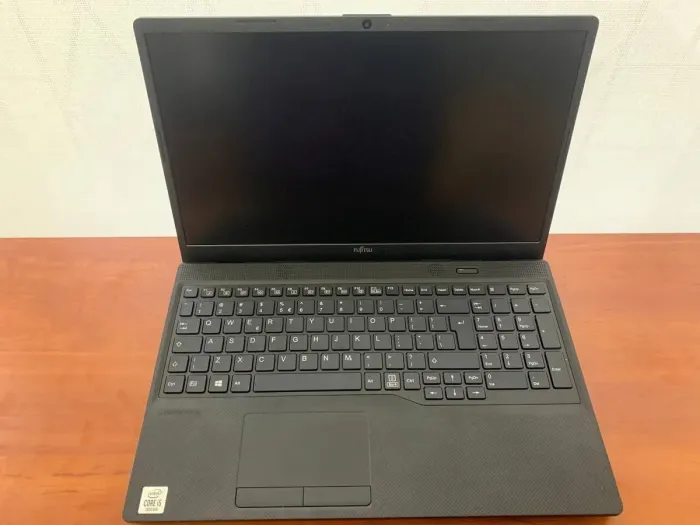 Ультрабук Fujitsu LifeBook A3510 / 15.6" (1920x1080) IPS / Intel Core i5-1035G1 (4 (8) ядра по 1.0 - 3.6 GHz) / 8 GB DDR4 / 256 GB SSD / Intel UHD Graphics / WebCam б/в - зображення 2