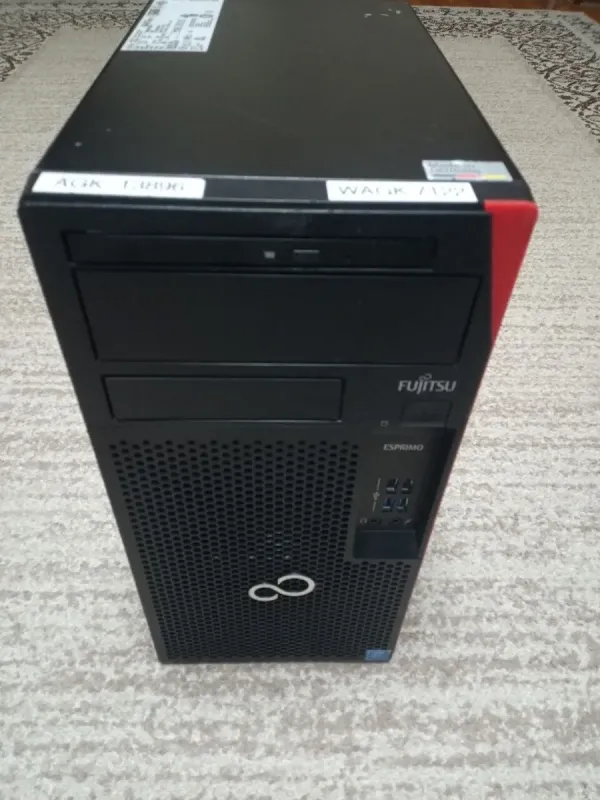 ПК Б-клас Fujitsu Esprimo P557 E85 Tower / Intel Pentium G4400 (2 ядра по 3.3 GHz) / 4 GB DDR4 / 120 GB SSD / Intel HD Graphics 510 б/в - зображення 2