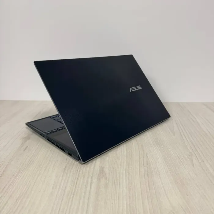 Ігровий ноутбук Asus ZenBook Pro Duo UX582HS / 15,6" (3840x2160) OLED / Intel Core i9-11900H (8 (16) ядер по 2.1 - 4.9 GHz) / 32 GB DDR4 / 1000 GB SSD NVMe / nVidia GeForce RTX 3080, 8 GB GDDR6, 256-bit / WebCam б/в - зображення 6
