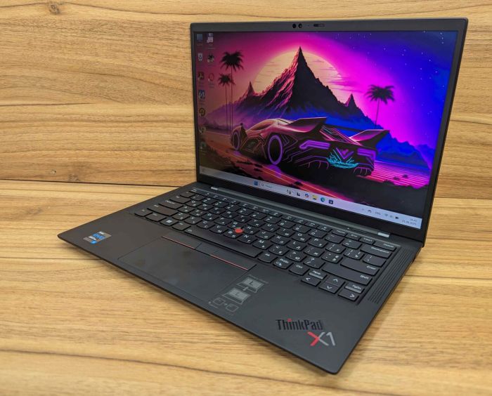 Ультрабук Lenovo ThinkPad X1 Carbon Gen9 / 14" (1920x1200) IPS Touch / Intel Core i7-1185G7 (4 (8) ядра по 3.0 - 4.8 GHz) / 32 GB DDR4 / 480 GB SSD / Intel Iris Xe Graphics / WebCam / Windows 11 б/в - зображення 5
