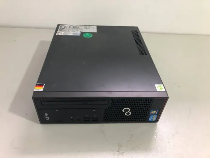 Комп'ютер Fujitsu Esprimo C710 SFF / Intel Core i5-2400 (4 ядра по 3.1 - 3.4 GHz) / 4 GB DDR3 / 250 GB HDD / Intel HD Graphics 2000 / DVD-ROM / DVI б/в - зображення 2