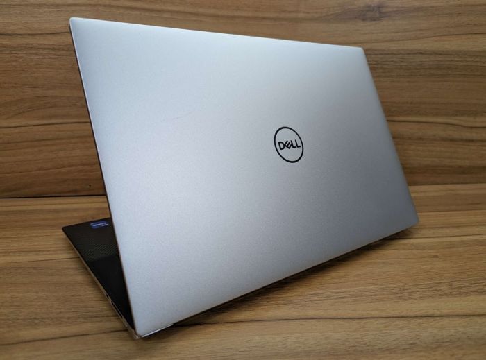Ігровий ноутбук Dell XPS 15 9510 / 15,6" (3456x2160) IPS Touch / Intel Core i7-11800H (8 (16) ядер по 2,3 - 4,6 ГГц) / 32 ГБ DDR4 / 512 ГБ SSD / nVidia GeForce RTX 3050, 4 ГБ GDDR6, 128-біт / WebCam / Windows 11 б/в - зображення 7