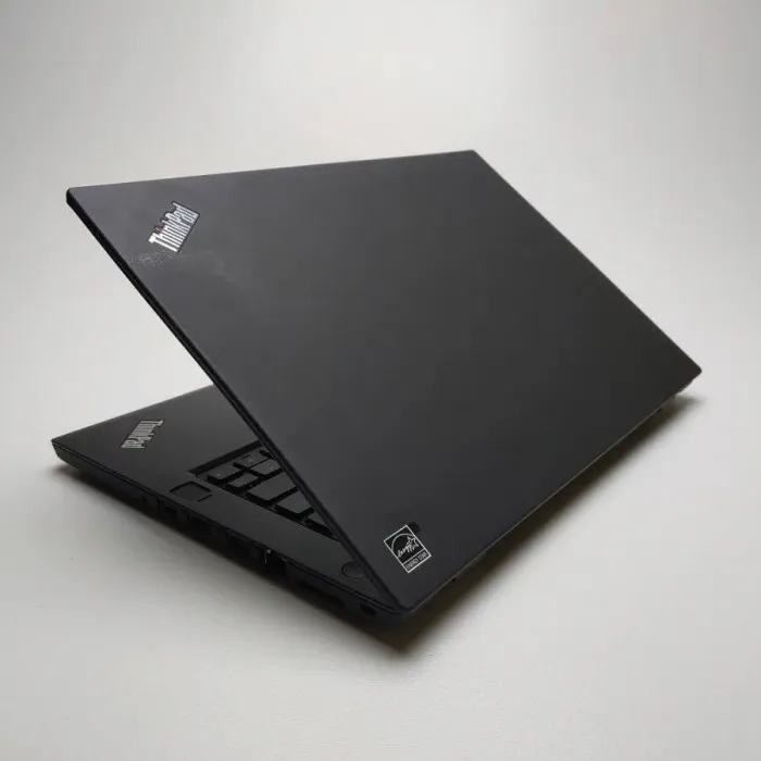 Ноутбук Lenovo ThinkPad T470 / 14" IPS / Intel Core i5-6300U (2(4) ядра по 2.4-3 GHz) / 8GB DDR4 / 256GB SSD / HD Graphics 520 / WebCam / Win 10 Pro б/в - зображення 7