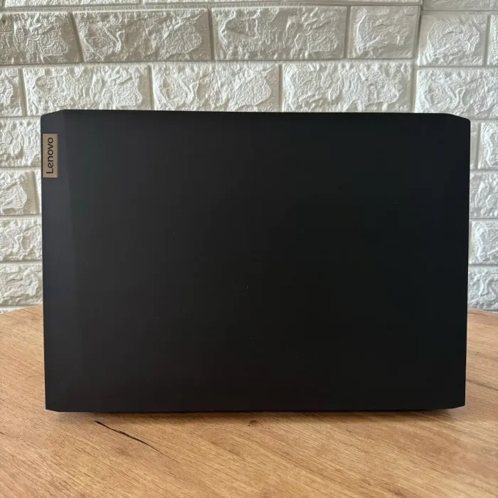Ігровий ноутбук Lenovo IdeaPad Gaming 3 15IHU6 / 15.6" (1920x1080) IPS / Intel Core i5-11300H (4 (8) ядра по 2.6 - 4.4 GHz) / 8 GB DDR4 / 256 GB SSD / nVidia GeForce RTX 3050, 4 GB GDDR6, 128-bit / WebCam б/в - зображення 3