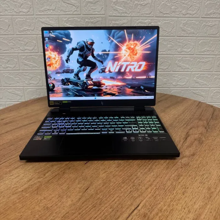 Ігровий ноутбук Acer Nitro 16 AN16-41 / 16" (2560x1600) IPS / AMD Ryzen 7 7735HS (8 (16) ядер по 3.2 - 4.75 GHz) / 16 GB DDR5 / 1000 GB SSD NVMe / nVidia GeForce RTX 4070, 8 GB GDDR6, 128-bit / WebCam б/в - зображення 2