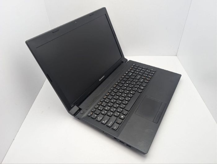 Ноутбук Lenovo B590 / 15.6" (1366x768) TN / Intel Pentium 2020M (2 ядра по 2.4 GHz) / 6 GB DDR3 / 500 GB HDD / Intel HD Graphics / WebCam / DVD-ROM / АКБ не тримає заряд б/в - изображение 4