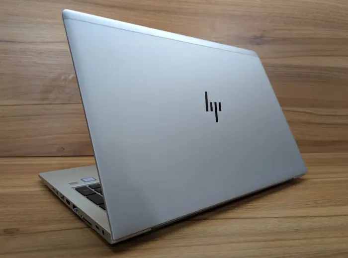 Ультрабук HP EliteBook 850 G5 / 15.6" (1920x1080) IPS / Intel Core i7-8550U (4 (8) ядра по 1.8 - 4.0 GHz) / 16 GB DDR4 / 512 GB SSD / Intel UHD Graphics 620 / WebCam / TouchID / Windows 10 б/в - зображення 7