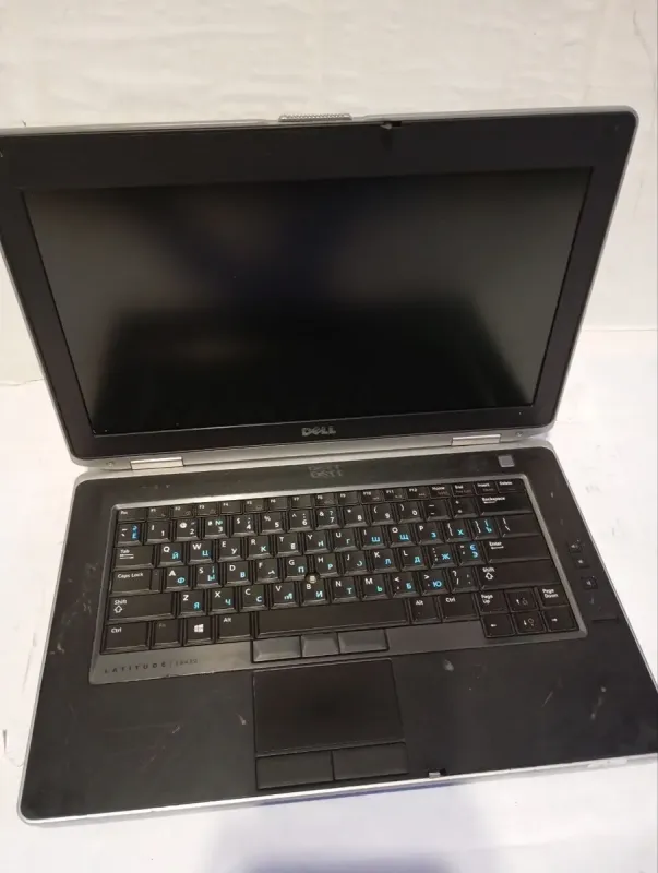 Ноутбук Б-клас Dell Latitude E6430 / 14" (1366x768) TN / Intel Core i5-3340M (2 (4) ядра по 2.7 - 3.4 GHz) / 4 GB DDR3 / 120 GB SSD / Intel HD Graphics 4000 / без АКБ б/в - зображення 3