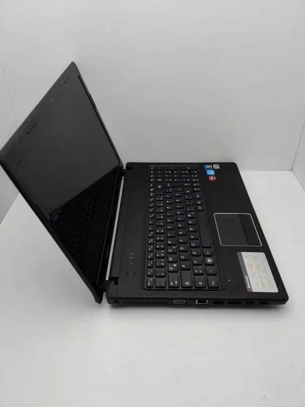 Ноутбук Lenovo G570 / 15.6" (1366x768) TN / Intel Core i5-2450M (2 (4) ядра по 2.5 - 3.1 GHz) / 6 GB DDR3 / 500 GB HDD / AMD Radeon HD 6400M, 1 GB DDR3, 64-bit / WebCam б/в - зображення 5