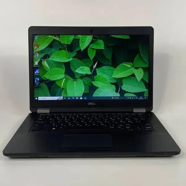 Ноутбук Б-клас Dell Latitude E5470 / 14" (1366x768) TN / Intel Core i3-6100U (2 (4) ядра по 2.3 GHz) / 16 GB DDR4 / 128 GB SSD / Intel HD Graphics 520 / HDMI / WebCam б/в - зображення 2