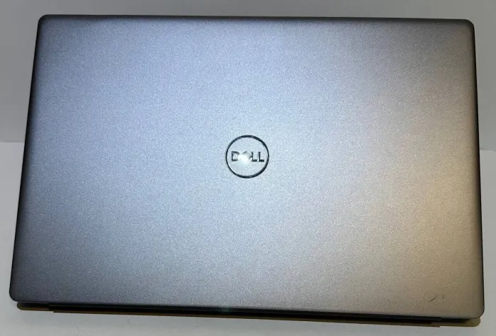 Ігровий ультрабук Dell Vostro 7590 / 15,6" (1920x1080) IPS / Intel Core i7-9750H (6 (12) ядер по 2,6 - 4,5 ГГц) / 32 ГБ DDR4 / 1000 ГБ SSD / nVidia GeForce GTX 1650, 4 ГБ GDDR5, 128-біт / Веб-камера б/в - зображення 7