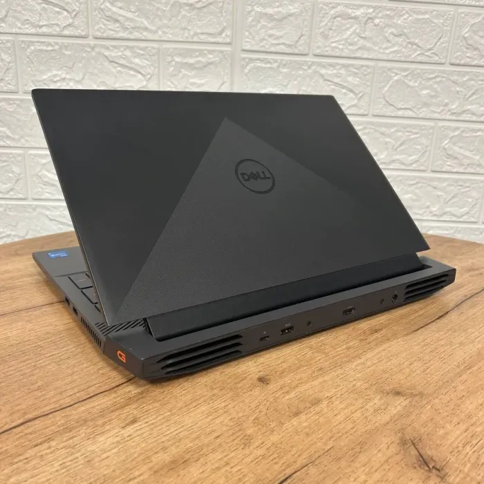 Ігровий ноутбук Б-клас Dell G15 5511 / 15.6" (1920x1080) IPS / Intel Core i5-11400H (6 (12) ядер по 2.7 - 4.5 GHz) / 16 GB DDR4 / 512 GB SSD / nVidia GeForce RTX 3050 Ti, 4 GB GDDR6, 128-bit / WebCam б/в - зображення 6