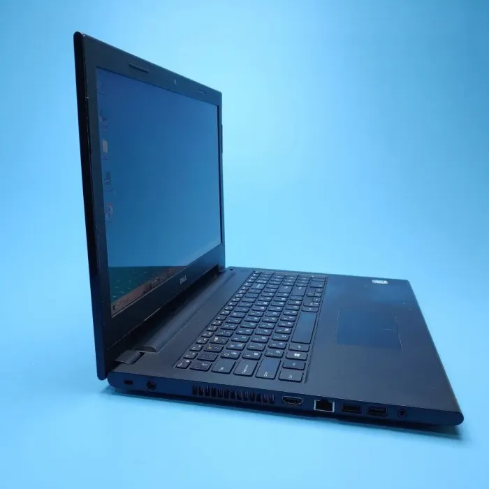 Ноутбук Dell Inspiron 3543 / 15.6" (1366x768) TN / Intel Core i5-5200U (2 (4) ядра по 2.2 - 2.7 GHz) / 8 GB DDR3 / 240 GB SSD / Intel HD Graphics 5500 / WebCam / DVD-ROM / Win 10 Home  б/в - зображення 4