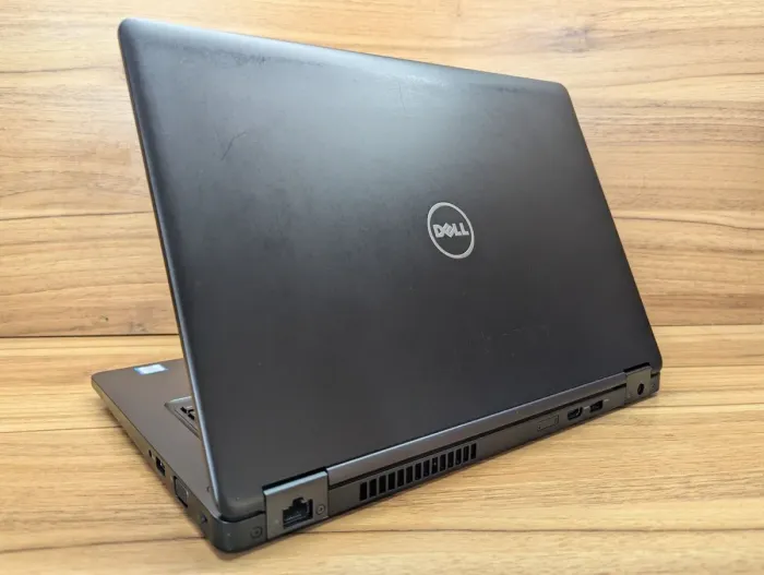 Ультрабук Dell Latitude 5480 / 14" (1920x1080) IPS / Intel Core i5-7300U (2 (4) ядра по 2.6 - 3.5 GHz) / 8 GB DDR4 / 240 GB SSD / Intel HD Graphics 620 / WebCam / Windows 10  б/в - зображення 7
