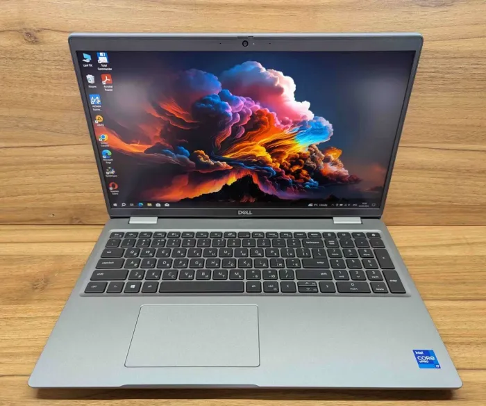 Ноутбук робоча станція Dell Precision 3560 / 15.6" (1920x1080) IPS / Intel Core i7-1185G7 (4 (8) ядра по 3.0 - 4.8 GHz) / 16 GB DDR4 / 512 GB SSD / nVidia T500, 2 GB GDDR6, 64-bit / WebCam / Windows 10 б/в - зображення 2