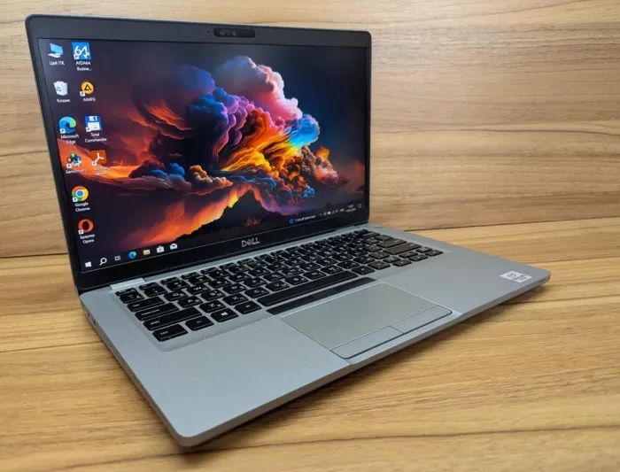 Ультрабук Dell Latitude 5410 / 14" (1920x1080) IPS / Intel Core i5-10310U (4 (8) ядра по 1.7 - 4.4 GHz) / 16 GB DDR4 / 256 GB SSD / Intel UHD Graphics / WebCam / HDMI / Windows 10 б/в - зображення 4