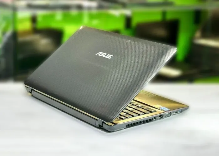 Ноутбук Б-клас Asus K53S / 15.6" (1366x768) TN / Intel Core i3-2350M (2 (4) ядра по 2.3 GHz) / 8 GB DDR3 / 120 GB SSD + 500 GB HDD / nVidia GeForce 610M, 2 GB GDDR3, 64-bit / WebCam б/в - зображення 4