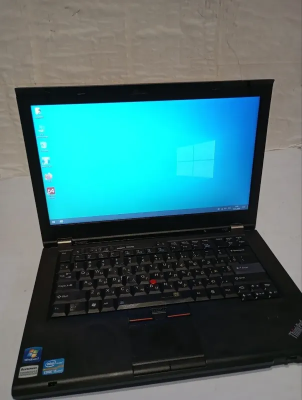 Ноутбук Б-клас Lenovo ThinkPad T420 / 14" (1366x768) TN / Intel Core i5-2520M (2 (4) ядра по 2.5 - 3.2 GHz) / 8 GB DDR3 / 120 GB SSD / Intel HD Graphics 3000 / WebCam / DVD-RW б/в - зображення 2