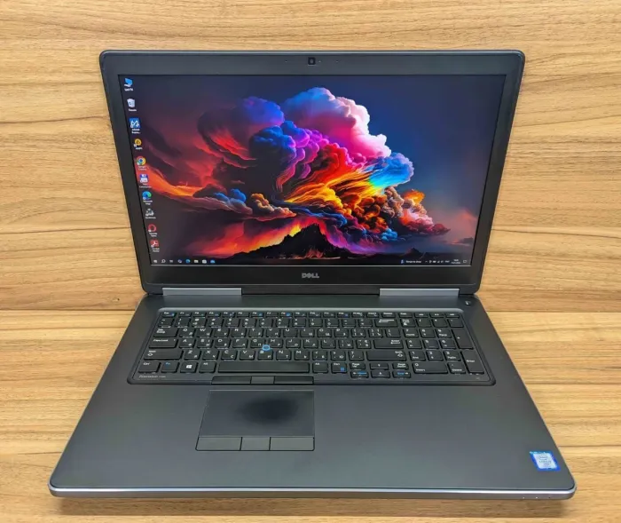 Мобільна робоча станція Dell Precision 7720 / 17,3" (1920x1080) IPS / Intel Core i7-7820HQ (4 (8) ядра по 2,9 - 3,9 ГГц) / 32 ГБ DDR4 / 512 ГБ SSD / nVidia Quadro P5000, 16 ГБ GDDR5X, 256-біт / WebCam / Windows 10 б/в - зображення 2