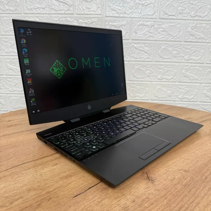 Ігровий ноутбук Б-клас HP Omen 15-dh1088nr / 15.6" (1920x1080) IPS / Intel Core i5-10300H (4 (8) ядра по 2.5 - 4.5 GHz) / 16 GB DDR4 / 500 GB SSD / nVidia GeForce RTX 2060, 6 GB GDDR6, 192-bit / WebCam б/в - зображення 4