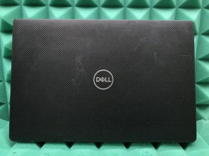 Ультрабук Б-клас Dell Latitude 7400 / 14" (1366x768) TN / Intel Core i5-8265U (4 (8) ядра по 1.6 - 3.9 GHz) / 8 GB DDR4 / 256 GB SSD M.2 / Intel UHD Graphics 620 / WebCam / USB 3.1 / HDMI / Windows 10 лицензия б/в - зображення 8