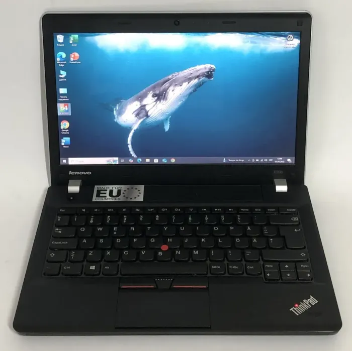 Ноутбук Б-клас Lenovo ThinkPad Edge E330 / 13" (1366x768) TN / Intel Core i5-3230M (2 (4) ядра по 2.6 - 3.2 GHz) / 4 GB DDR3 / 320 GB HDD / Intel HD Graphics 4000 / WebCam б/в - зображення 2