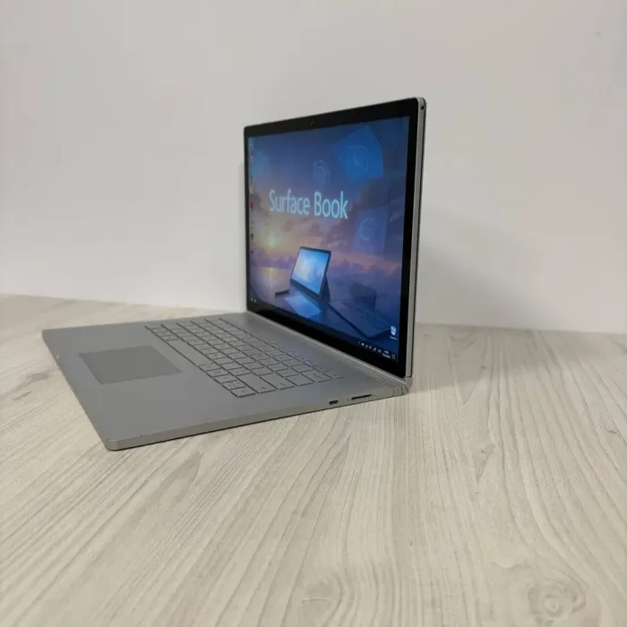 Ігровий ультрабук-трансформер Б-клас Microsoft Surface Book 2 / 15.0" (3240x2160) IPS Touch / Intel Core i7-8650U (4 (8) ядра по 1.9 - 4.2 GHz) / 16 GB DDR3 / 250 GB SSD NVMe / nVidia GeForce GTX 1060, 6 GB GDDR5, 192-bit / WebCam б/в - зображення 5