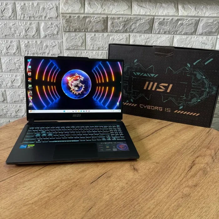 Ігровий ноутбук MSI Cyborg 15 A12VE / 15.6" (1920x1080) IPS / Intel Core i5-12450H (8 (12) ядер по 3.3 - 4.4 GHz) / 8 GB DDR5 / 512 GB SSD / nVidia GeForce RTX 4050, 6 GB GDDR6, 96-bit / WebCam б/в - зображення 3